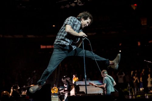 Vedder en el concierto de Pearl Jam del pasado domingo en el Madison Square Garden. Foto: Chad Batka/The New York Times.